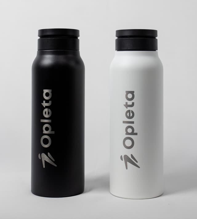 MAGNETIC WHITE BOTTLE thumbnail 5